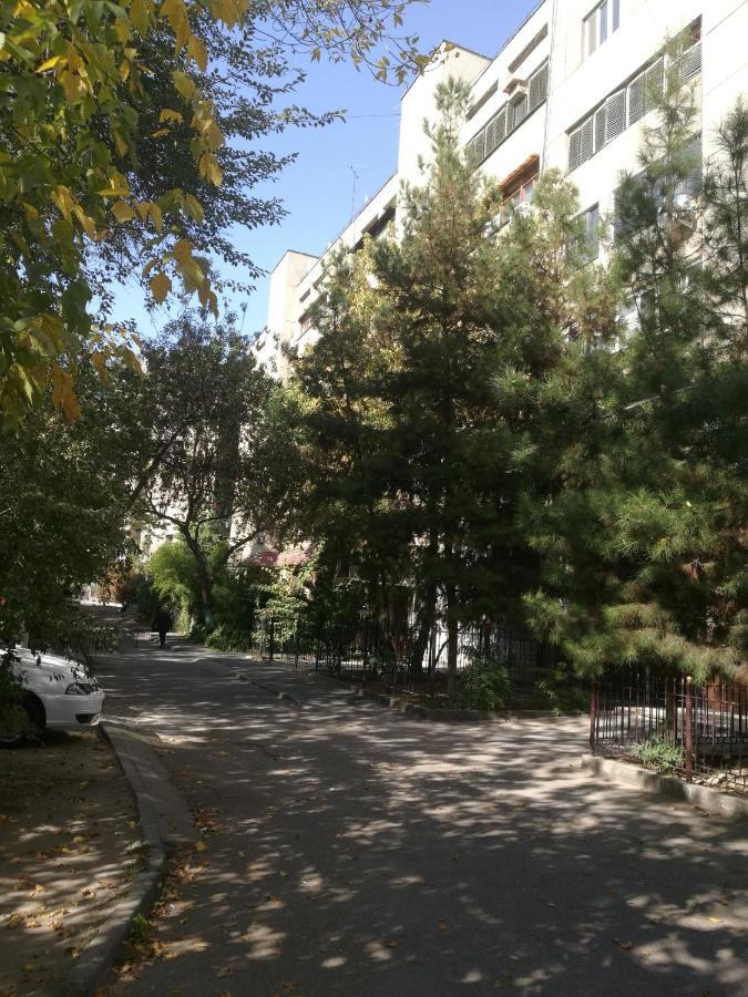 Apartment 2 Bed Room In The Center Апартамент 3-Х Комнатная В Центре Tasken Kültér fotó